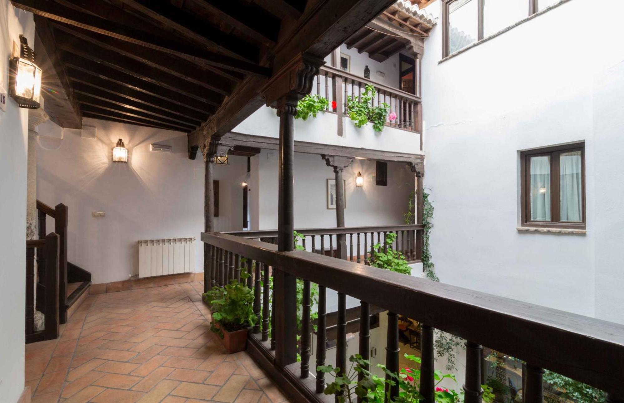 Отель Casa Del Capitel Nazari Гранада Экстерьер фото